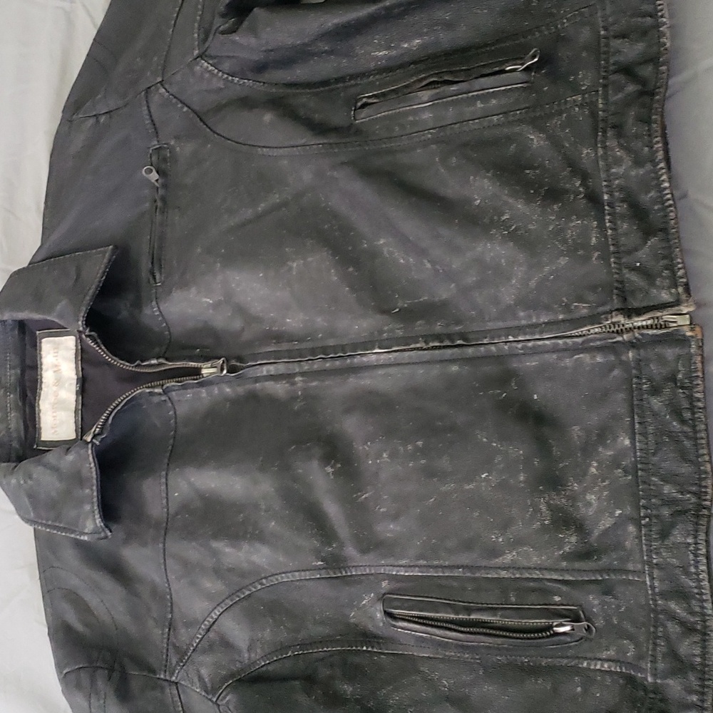 Monroe & Main Distressed Leather Jacket